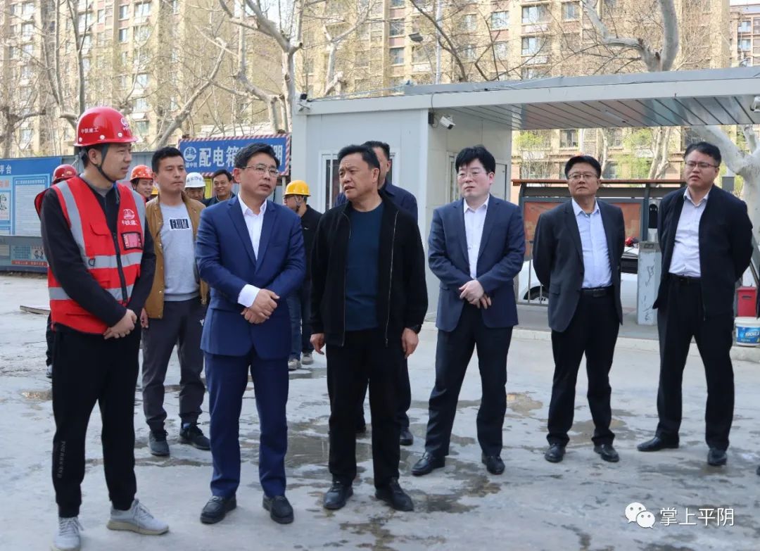 带队调研我县城市更新改造推进情况,县委常委,副县长李吉宏参加活动