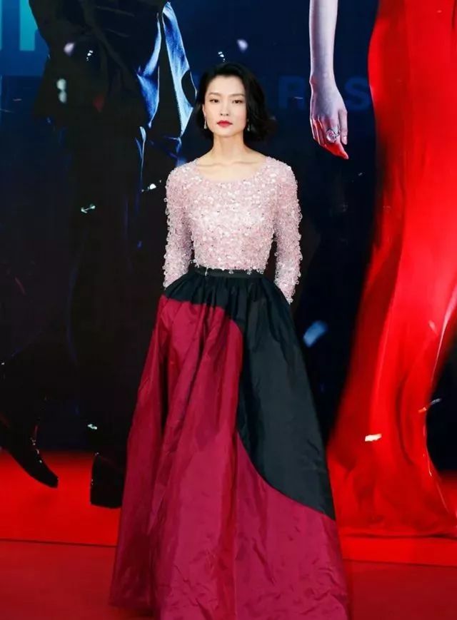 比劉雯美，比倪妮會拍照，她才是中國最高級的女生 時尚 第20張