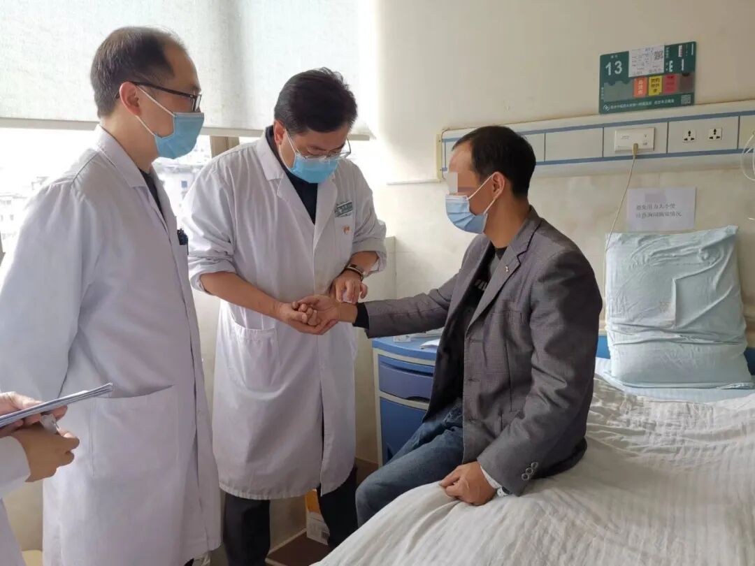 造影导丝是什么再克技术堡垒  巧破闭塞病变——心血管内科应用平行导丝技术救治冠脉慢性完全闭塞患者！_https://www.jmylbn.com_新闻资讯_第12张