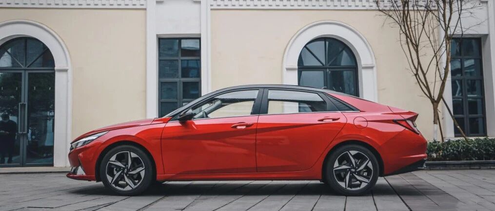 试驾丨自我革新 第七代伊兰特的热销秘籍