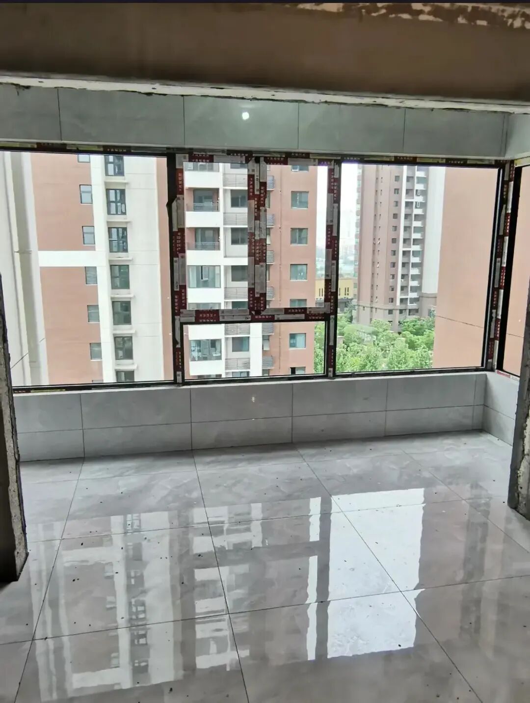 瓷砖的区别_全瓷砖和半瓷砖有什么区别_瓷砖好坏区别