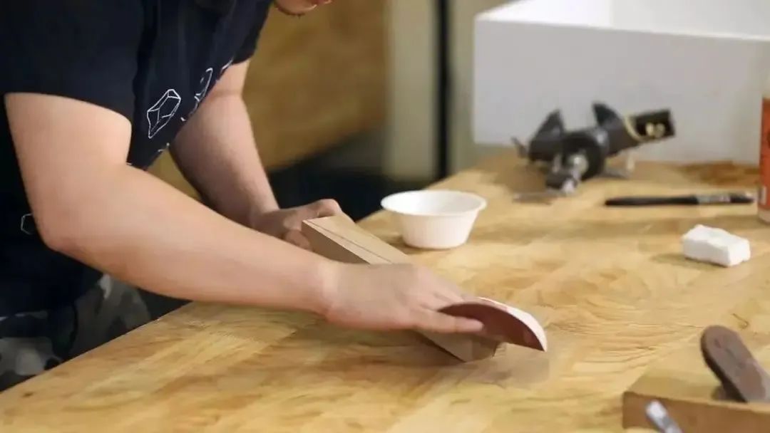房間木地板多少錢(qián)_房間門(mén)和地板顏色搭配_房間地板效果圖家裝
