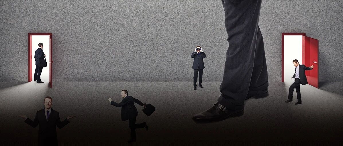 冰火两重天！15万亿的资金正上演一场净值争夺战……