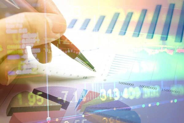 沪指早盘涨0.46% 煤炭板块涨幅居前