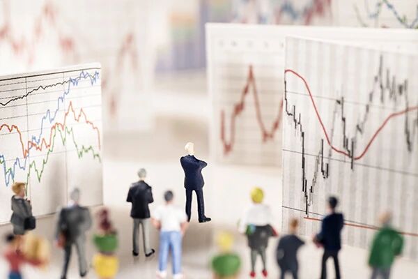 沪指涨近1% 建筑装饰板块涨幅居前