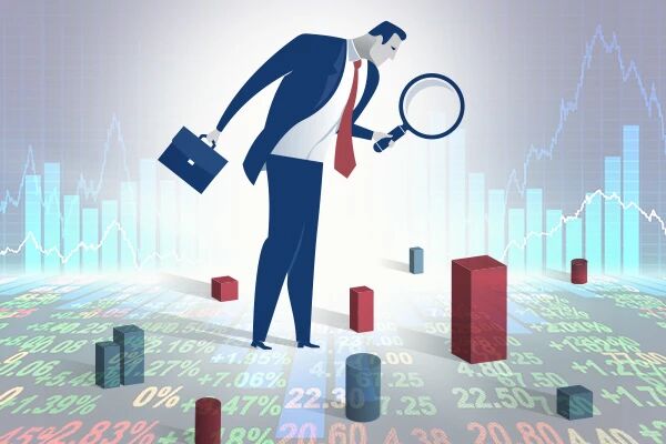 创业板指跌逾2.5% 行业板块跌多涨少