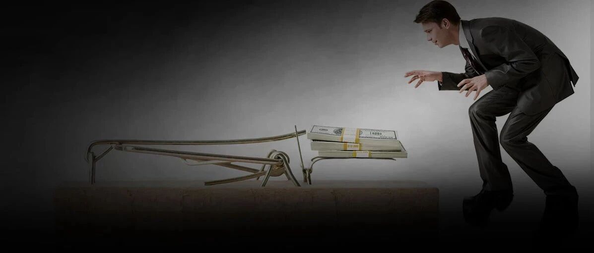 与老婆联手，操控他人账户炒股，昔日明星基金经理因“老鼠仓”自毁前程！