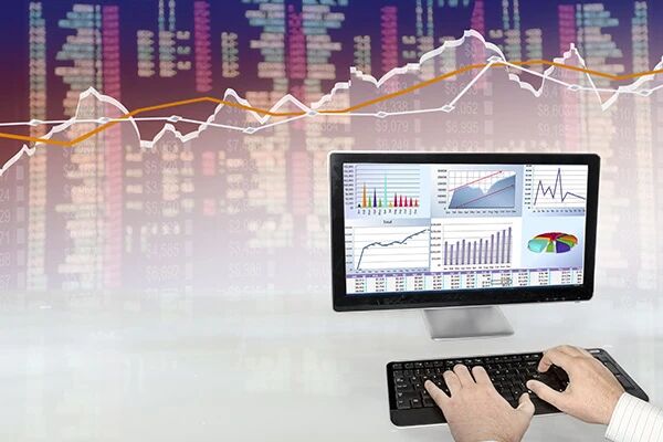 沪指下探回升收涨0.22% 军工板块大幅升温