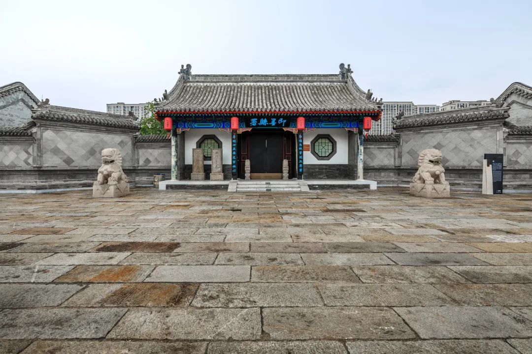 中国醉爽的城市，一口啤酒，一眼大海
