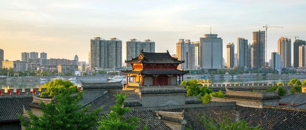 这座中国最硬的城市，最近火了