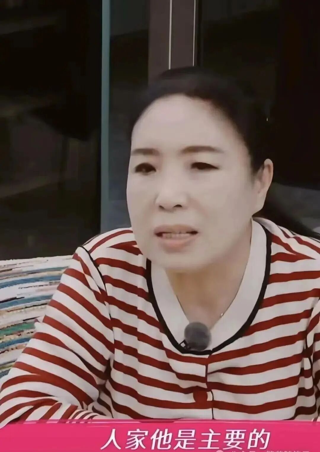 张维伊坚持办婚礼，董璇被迫妥协