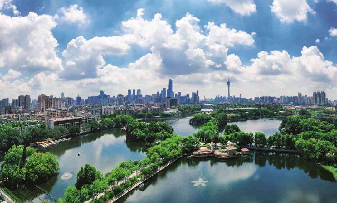 单价13万/平，越秀东山一品125平~145平四房