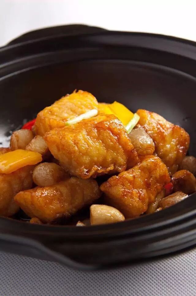 作为朋友圈的"潮人" 中西结合 传承潮州菜本味 新派潮州菜 齿颊留香