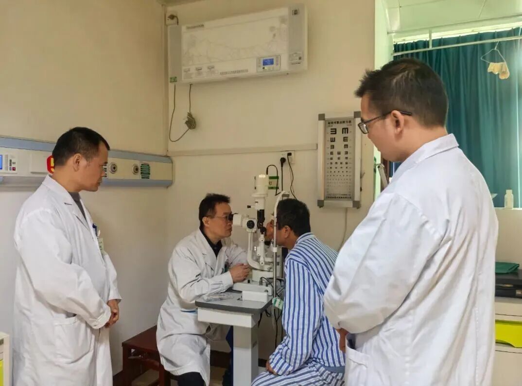 宾阳中医院牙科怎么样我院眼科专家赴宾阳县中医医院开展定期指导_https://www.jmylbn.com_新闻资讯_第2张