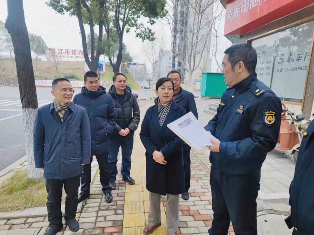 市人大常委会副主任徐志鸿赴濂溪区调研督导全国文明城市创建工作