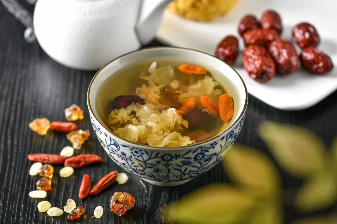 这些食物是肺部“大救星”，每天吃点，清除肺部垃圾，养肺更润肺