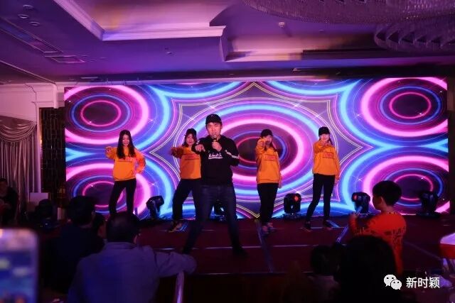 时颖2017年度表彰迎新年会暨十周年庆典联欢会圆满落幕(图10)