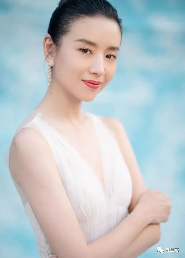 「董洁 离婚」为什么40岁的董洁离婚后不能结婚？看完她的经历，普通人真的不敢下手！