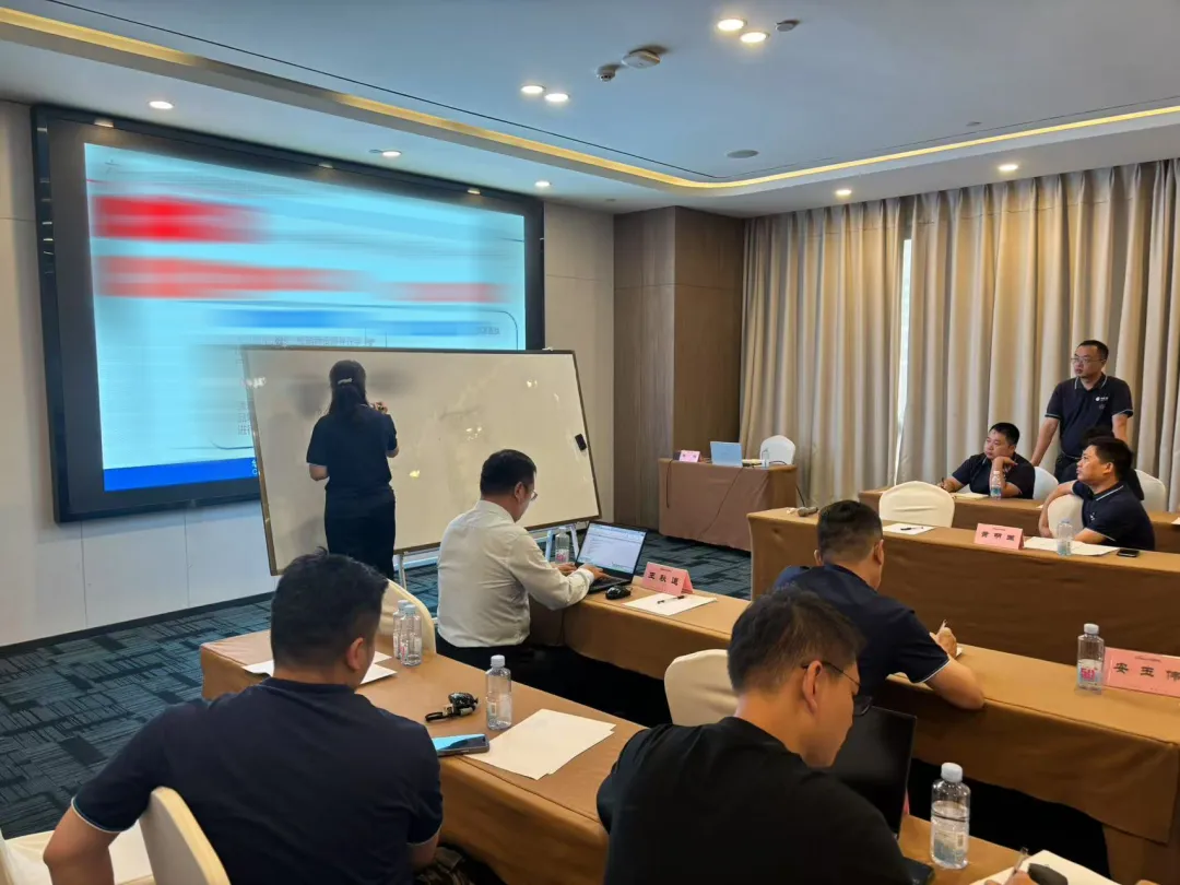 集团赋能强驱动 水业破局促增量 | 华神·蓝光2025年上半年营销工作汇报会议圆满召开 集团赋能强驱动 水业破局促增量 | 华神·蓝光2025年上半年营销工作汇报会议圆满召开