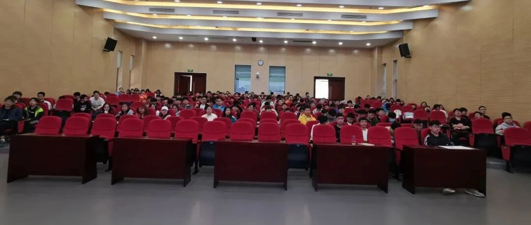 刘鹏教授应邀在金陵科技学院作精彩报告