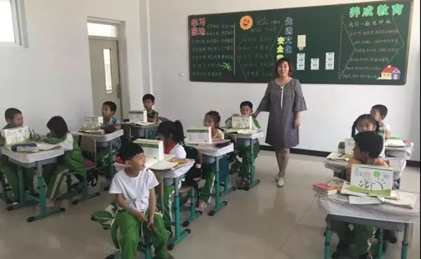 尚赫“让爱延续”——公益的季节 爱的春·夏·秋·冬