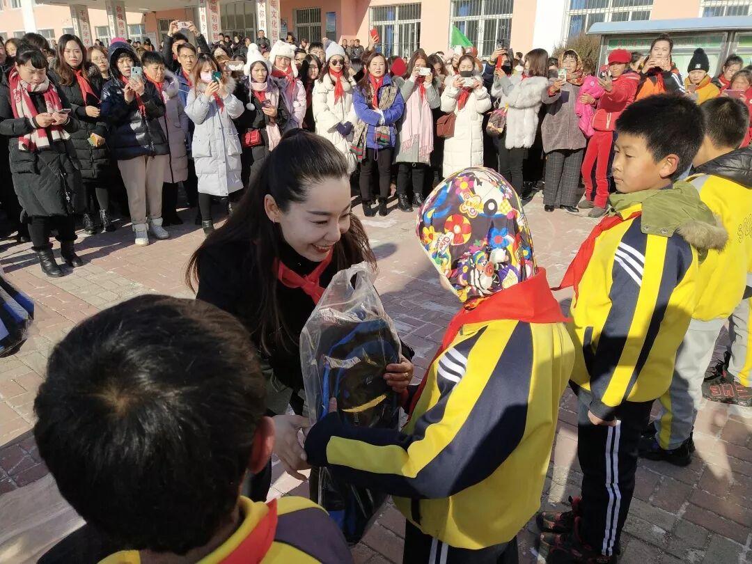 温度报表204！尚赫用爱心让凛冬如春！