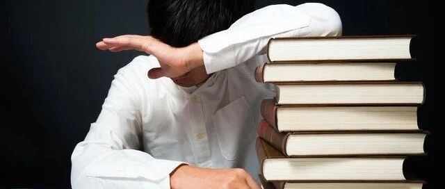 高校研究生留遗书后自缢……一个“活得很好”的人 为何走向深渊？