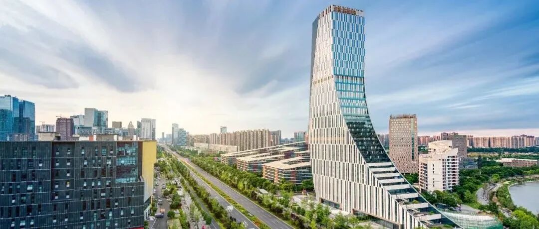 成都高新区与中国保险资管业协会签订合作备忘录
