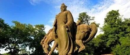 历史上的今天 | 岳飞是“民族英雄”吗？