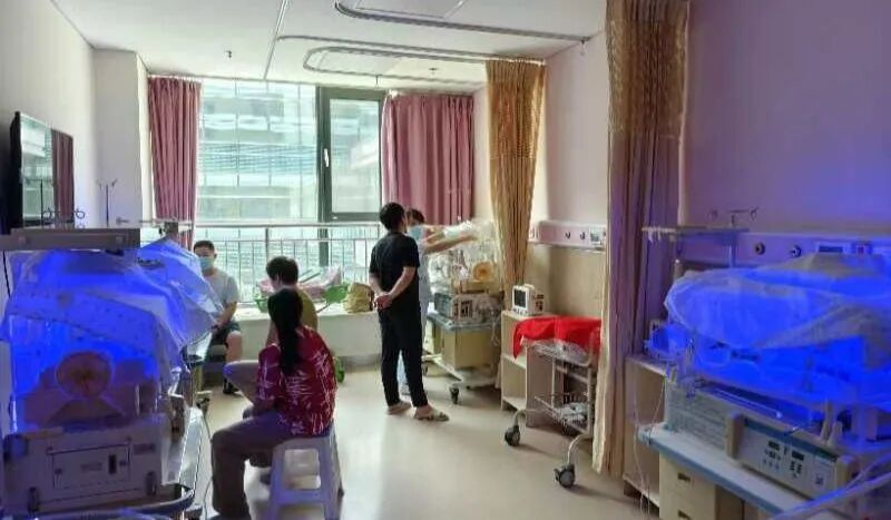 为什么要用光疗纸尿裤【精益管理】日间光疗门诊：呵护新生儿  不做“小黄人”_https://www.jmylbn.com_新闻资讯_第4张