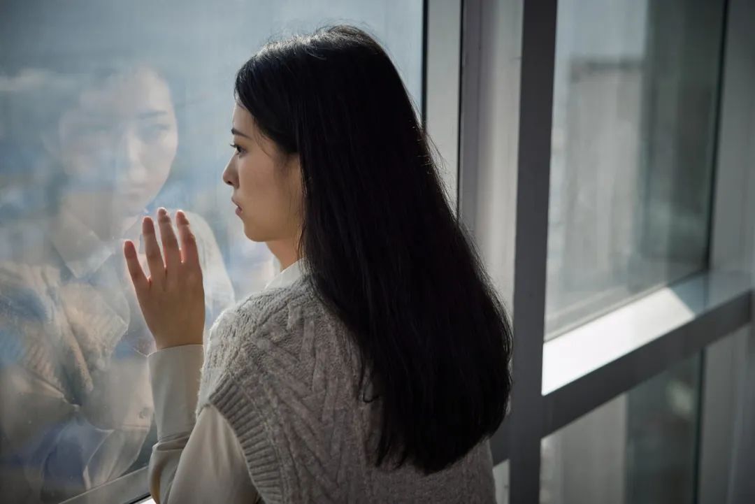 女方离婚不离家的利弊