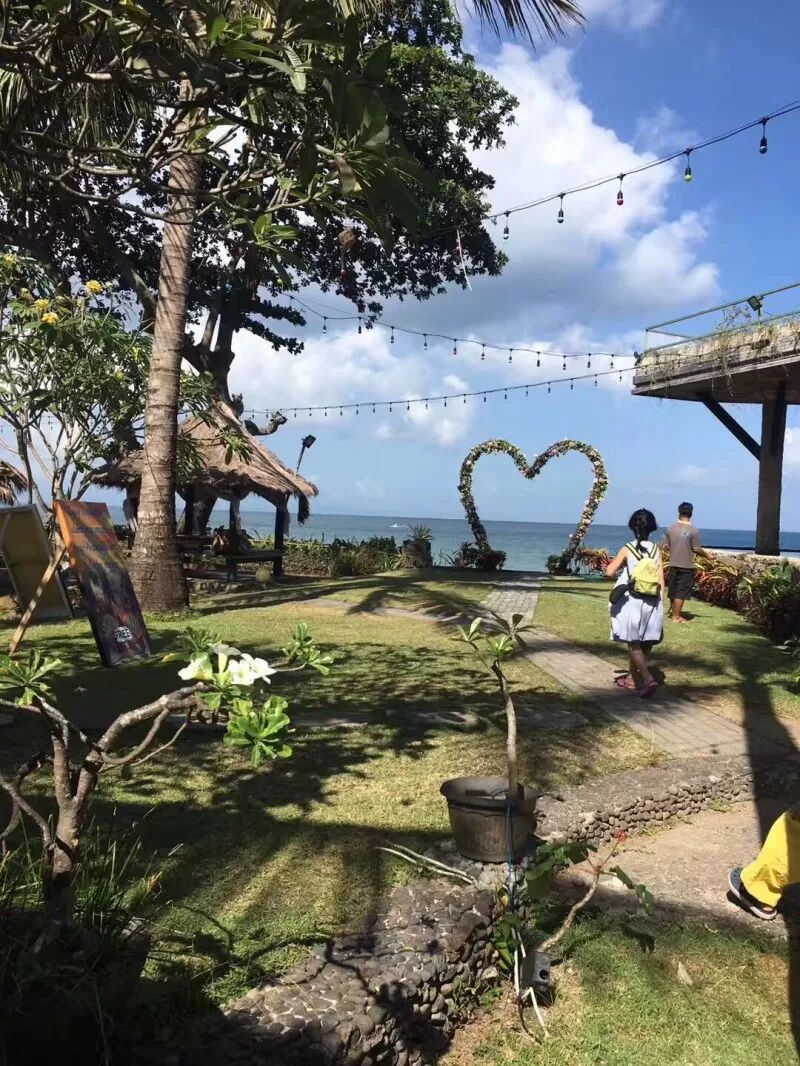 國人被困印尼山頂：震源深度15公里 余震多次