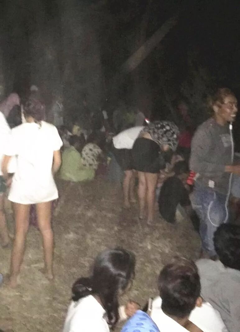 國(guó)人被困印尼山頂：震源深度15公里 余震多次