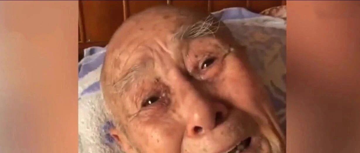 我梦到妈妈了，她不和我说话……