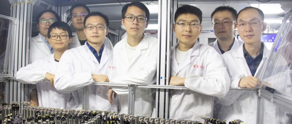 5名学生凌晨救了实验室被重奖！网友扒出一个秘密……