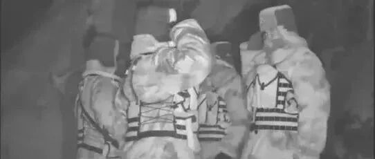 除夕夜的这场直播，看哭了