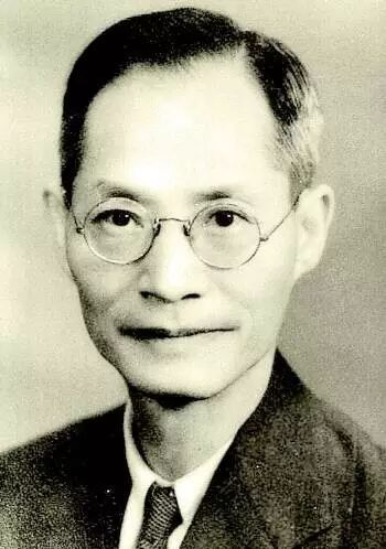 蒋梦麟(1886年-1964年),原名梦熊,字兆贤,号孟邻,浙江余姚人,中国近