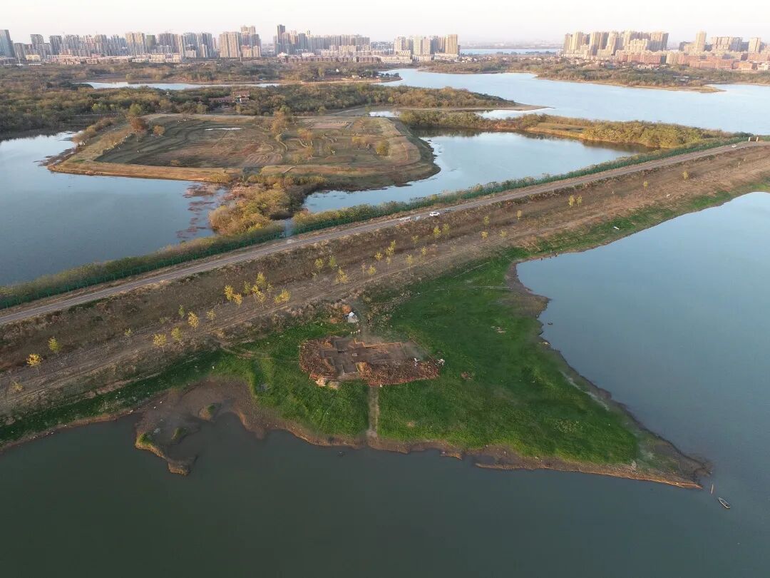 图五  王家嘴地点航拍（上北）.jpg