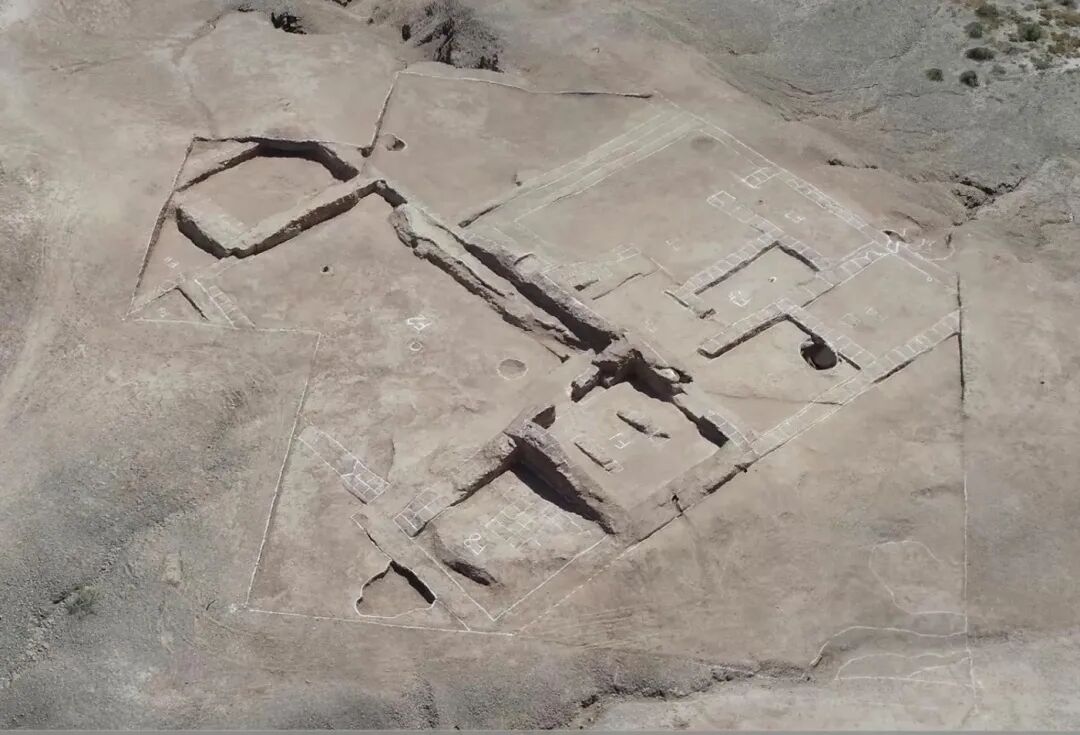 图6 II号建筑.jpg