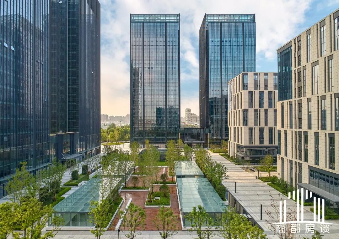 为了打动客户，这家房企拼了！