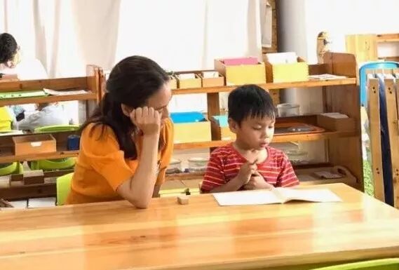 蒙特梭利早教中心