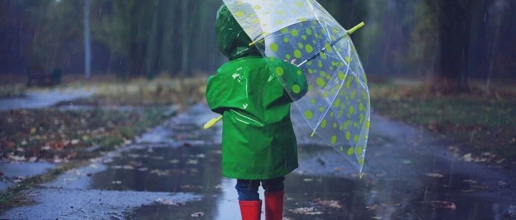 班主任提醒：孩子放学回家，父母第一句话请这样说