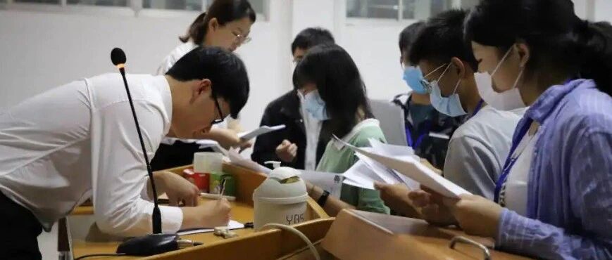 华为天团再添“四大天才少年”，年薪高达201万，读书人永不廉价！