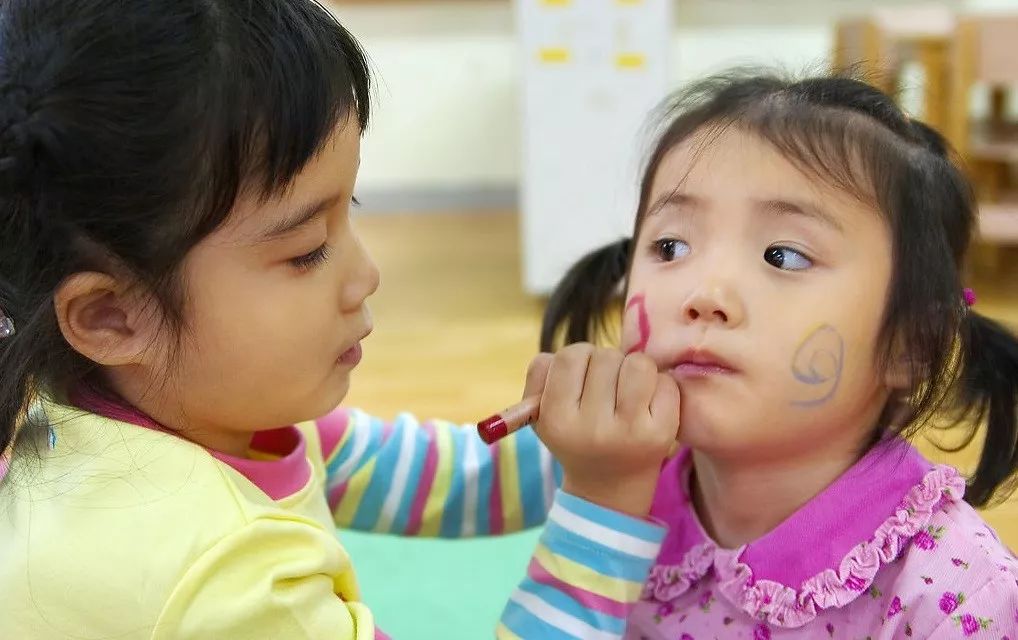 「媽，你別來學校接我了」，女兒的一席話，道出底層家庭暗傷 親子 第3張