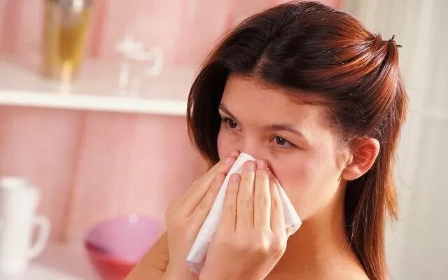 换季啦！又到了过敏性鼻炎的季节，预防3招送给你