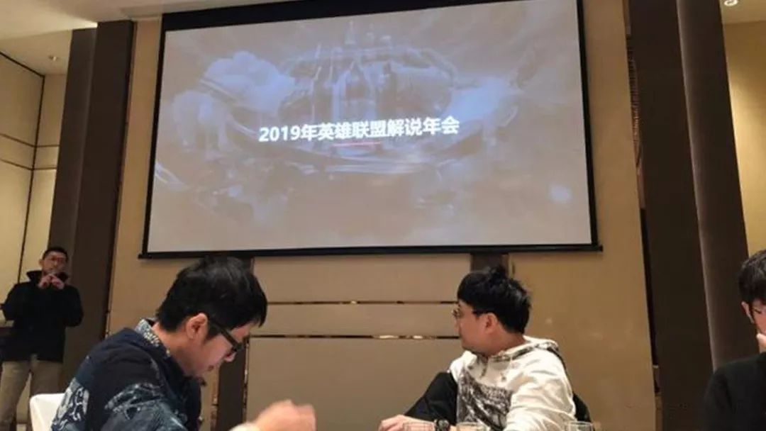 【每日一擼】SKT新「隊霸」斥責Faker；新英雄大招復制誰的技能最沒用？ 遊戲 第32張