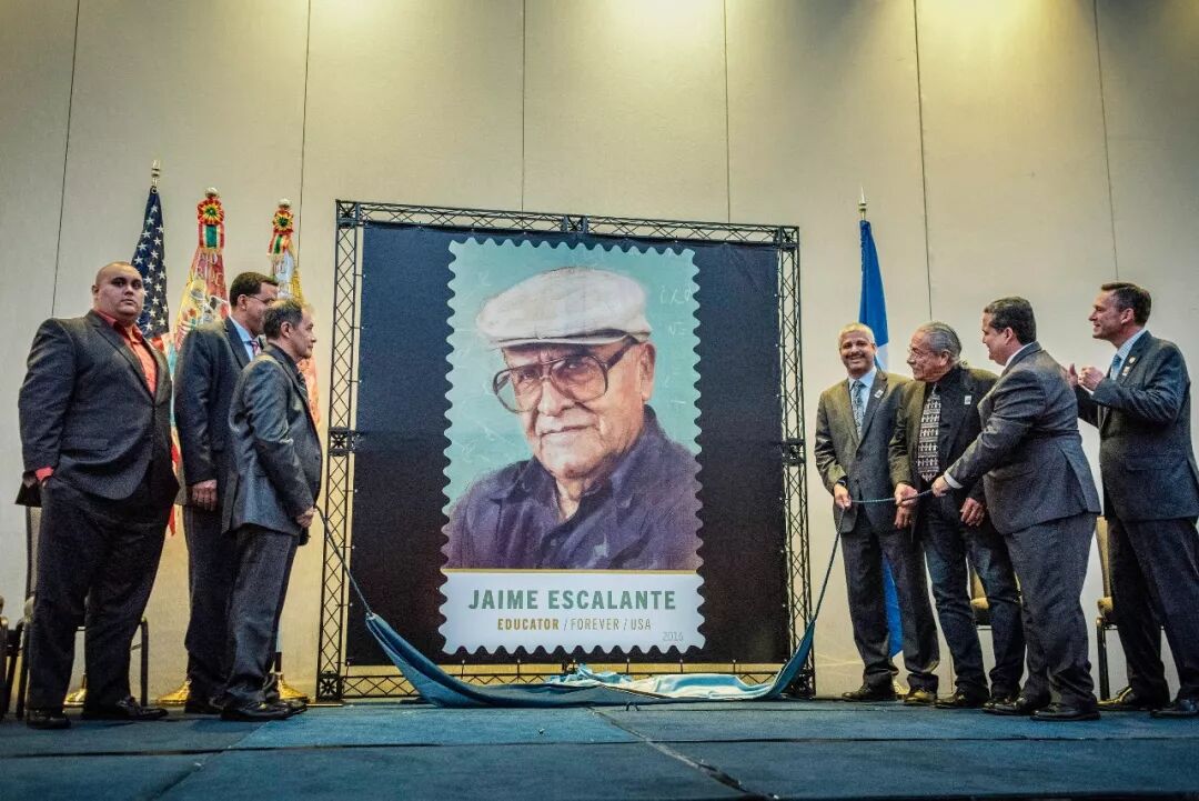 美國(guó)最偉大的老師 將400個(gè)流氓送進(jìn)了哈佛耶魯