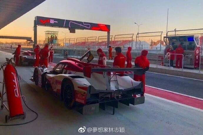 44岁林志颖还在玩命赛车，他永远年轻有2个秘密：有种人，至死不老是少年（组图） - 6