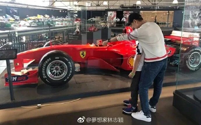 44岁林志颖还在玩命赛车，他永远年轻有2个秘密：有种人，至死不老是少年（组图） - 19