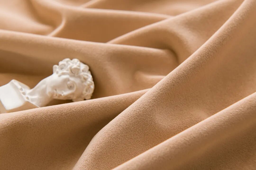 皇家罗兰窗帘流行色澳洲羊毛绒奶茶色